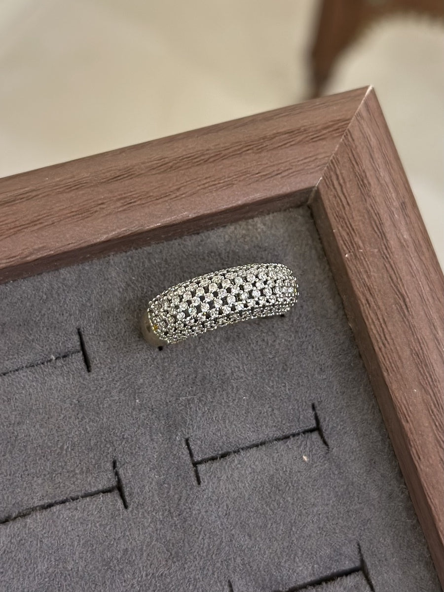Silver-stones-ring