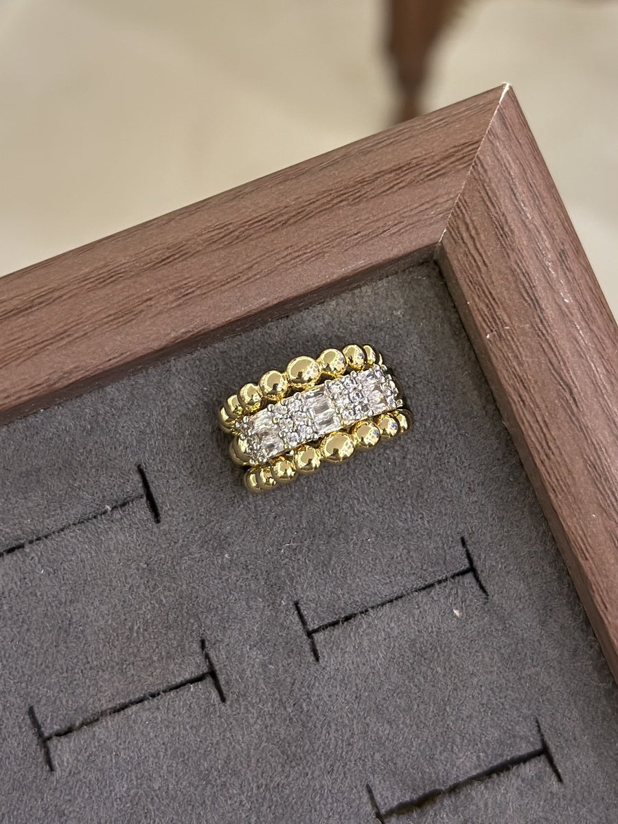 Ring121