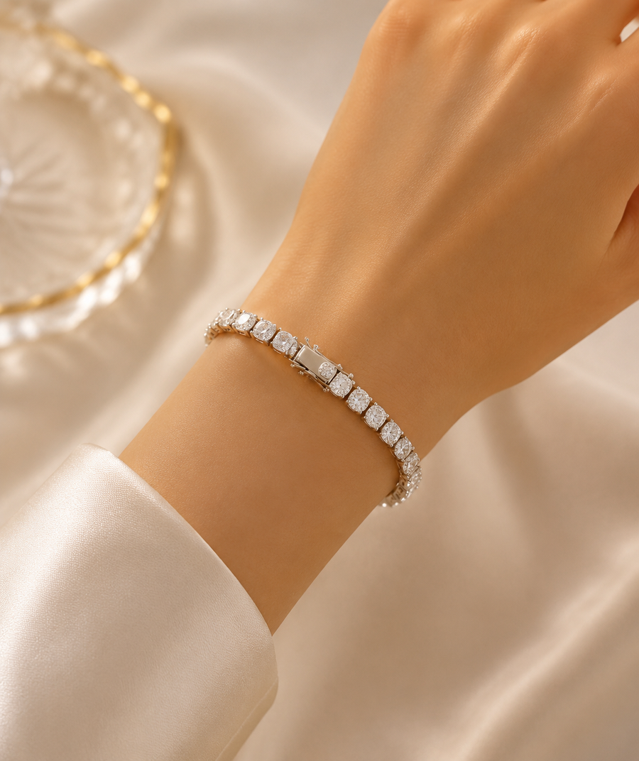 Silver-tennis-bracelet